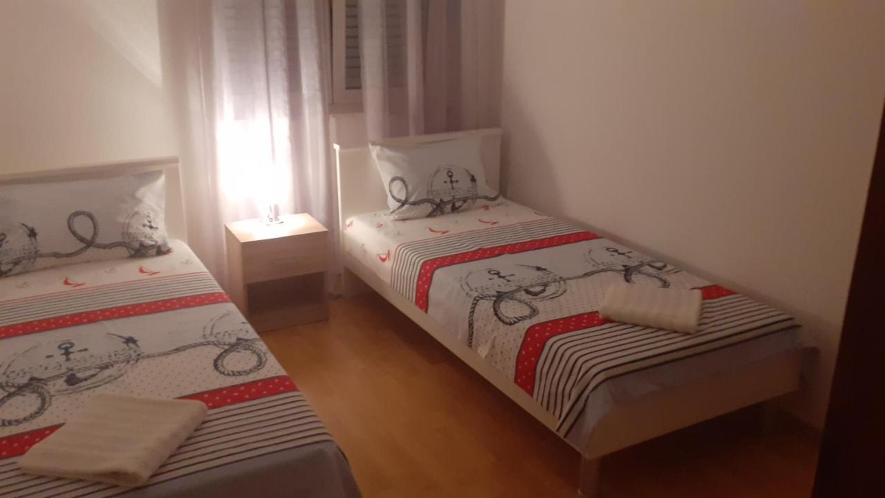 Apartman Nina Vodice Eksteriør billede