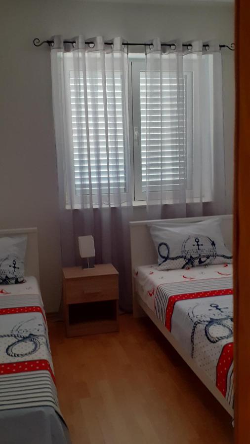 Apartman Nina Vodice Eksteriør billede