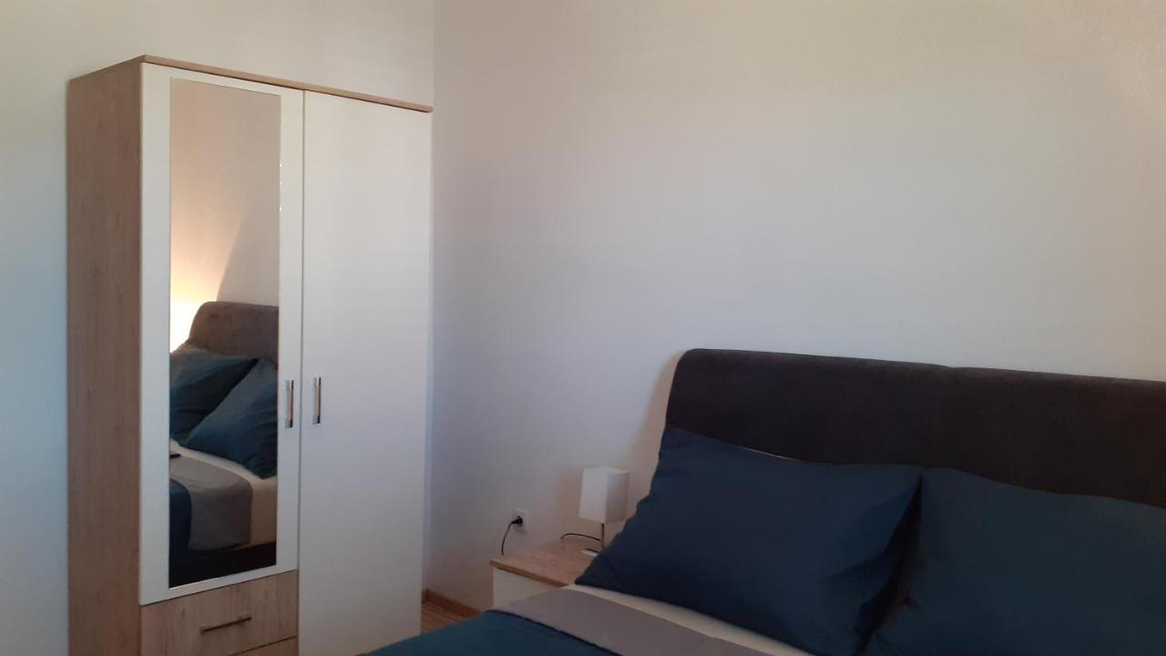 Apartman Nina Vodice Eksteriør billede