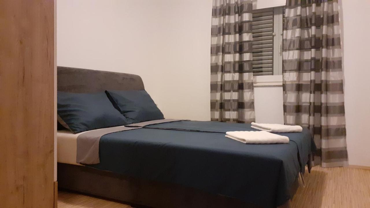 Apartman Nina Vodice Eksteriør billede