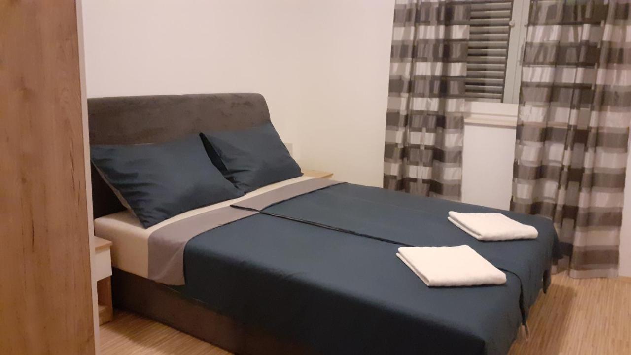 Apartman Nina Vodice Eksteriør billede