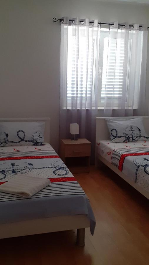 Apartman Nina Vodice Eksteriør billede