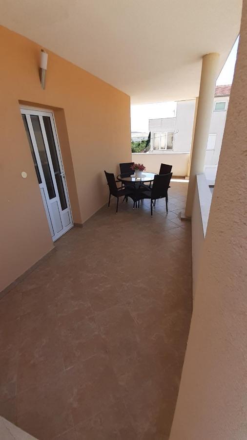 Apartman Nina Vodice Eksteriør billede