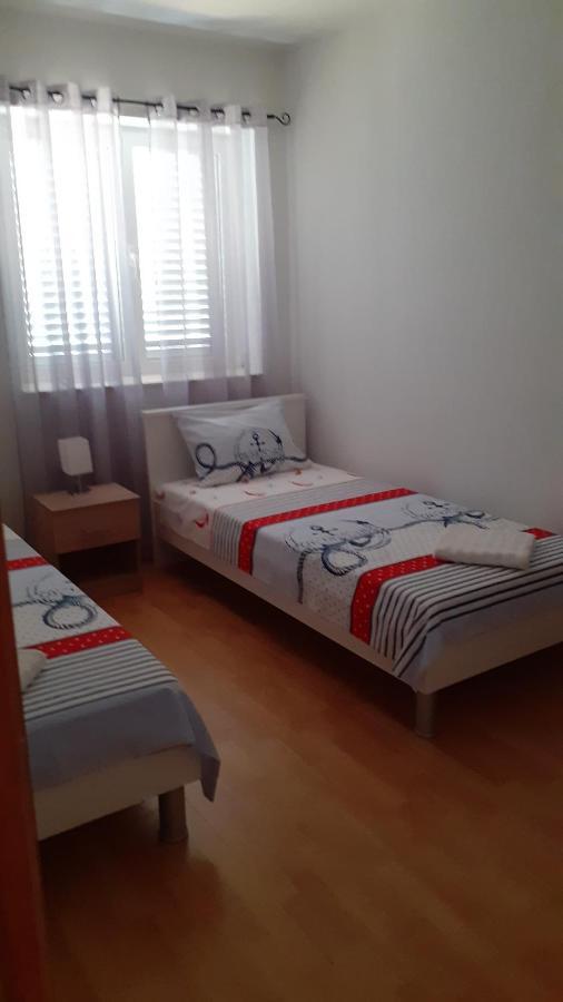 Apartman Nina Vodice Eksteriør billede